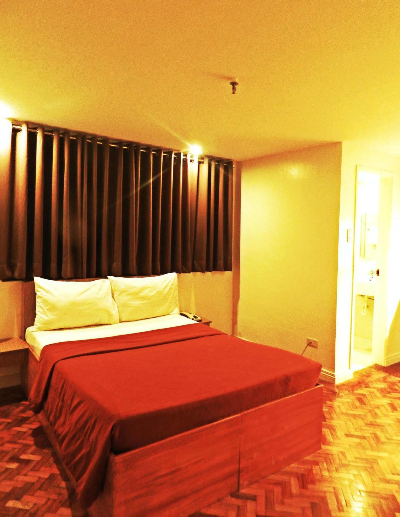 Salcedo Suites San Pedro Makati Eksteriør billede