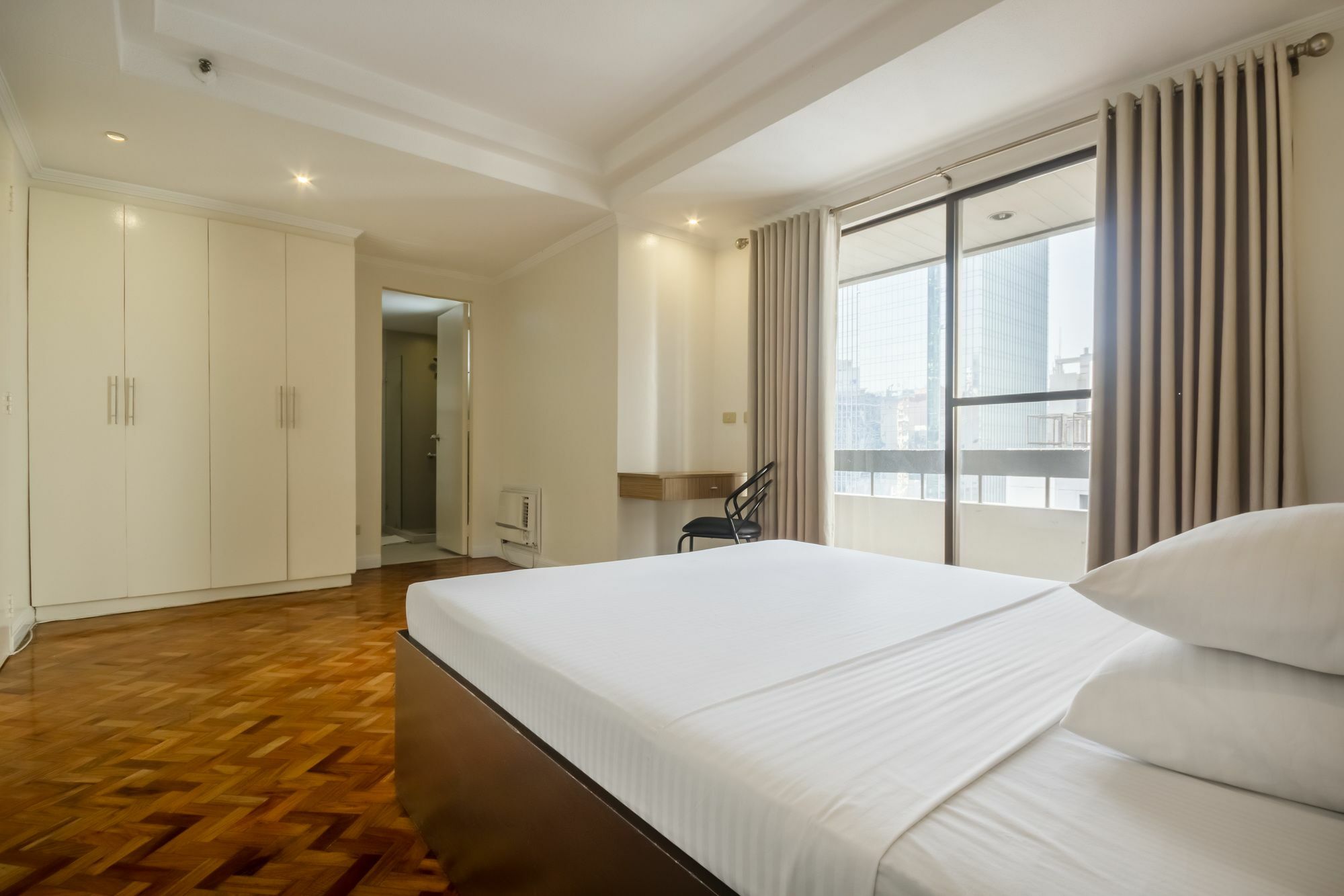 Salcedo Suites San Pedro Makati Eksteriør billede